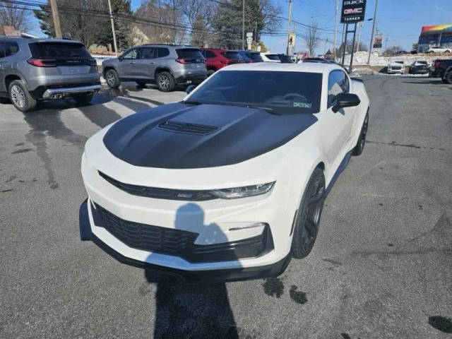 2023 Chevrolet Camaro 1SS RWD photo