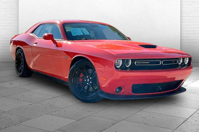 2023 Dodge Challenger R/T RWD photo