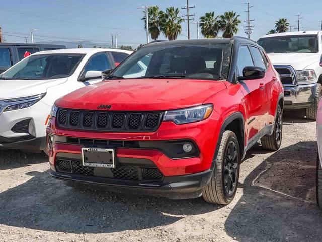 2023 Jeep Compass Altitude 4WD photo