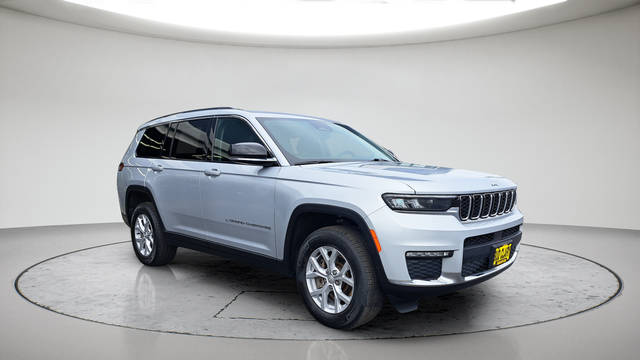 2023 Jeep Grand Cherokee L Limited 4WD photo