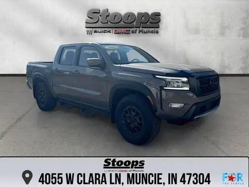 2023 Nissan Frontier PRO-4X 4WD photo