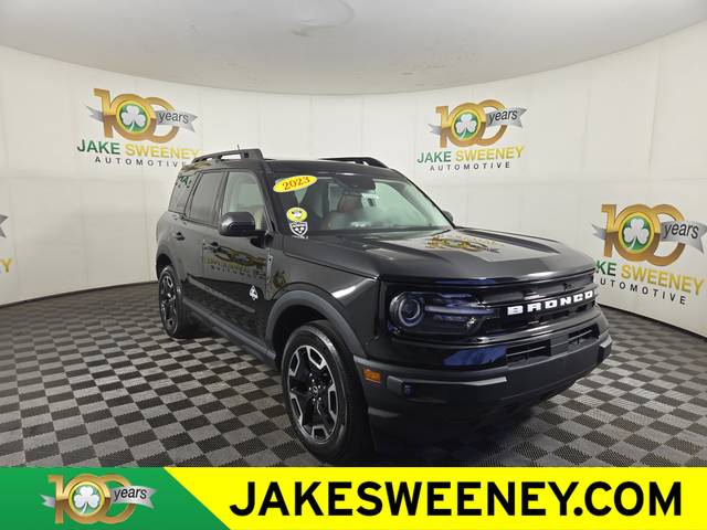 2023 Ford Bronco Sport Outer Banks 4WD photo