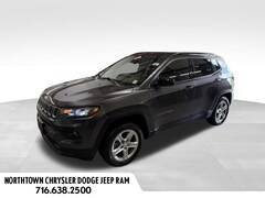 2023 Jeep Compass Latitude 4WD photo