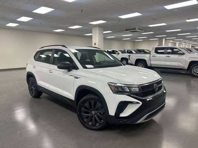 2023 Volkswagen Taos S FWD photo