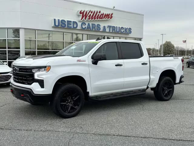 2022 Chevrolet Silverado 1500 LT Trail Boss 4WD photo