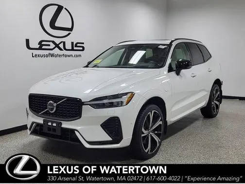 2023 Volvo XC60 Recharge Ultimate Dark Theme AWD photo