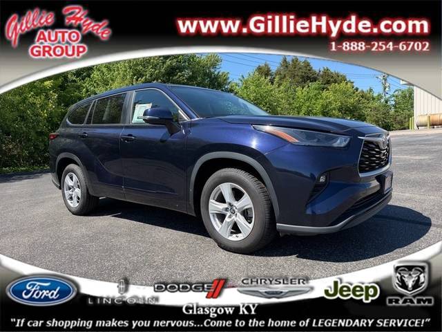 2023 Toyota Highlander LE FWD photo