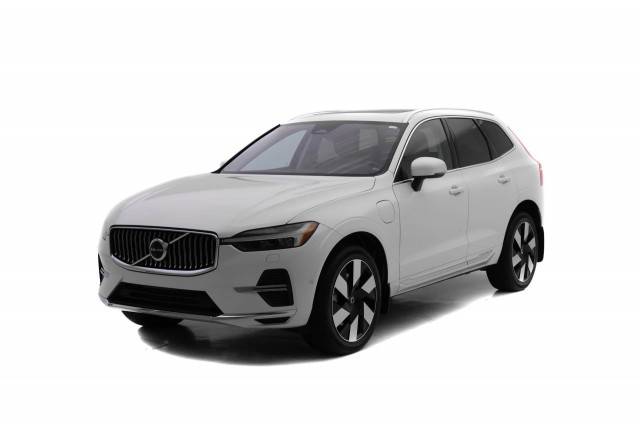 2023 Volvo XC60 Recharge Plus Bright Theme AWD photo