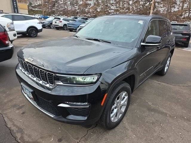 2023 Jeep Grand Cherokee Limited 4WD photo