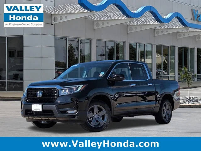 2023 Honda Ridgeline RTL-E AWD photo