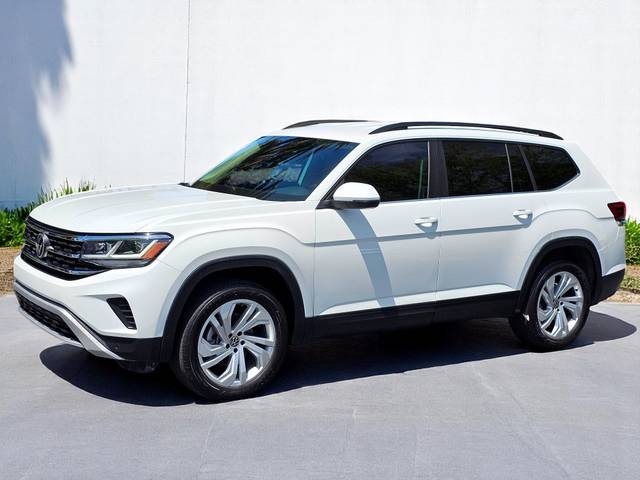 2023 Volkswagen Atlas 3.6L V6 SE w/Technology FWD photo