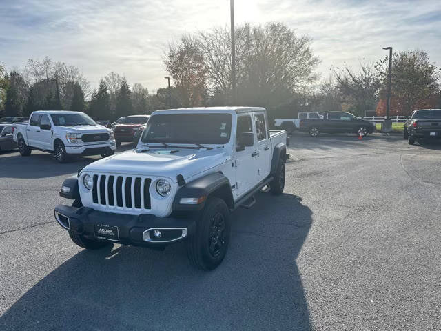 2023 Jeep Gladiator Sport 4WD photo