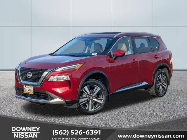 2023 Nissan Rogue Platinum FWD photo