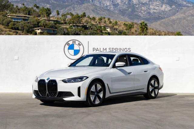 2023 BMW i4 eDrive35 RWD photo