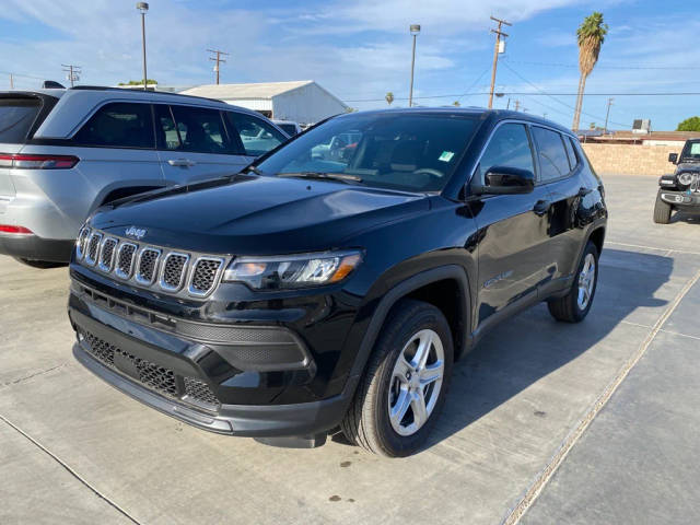 2023 Jeep Compass Sport 4WD photo