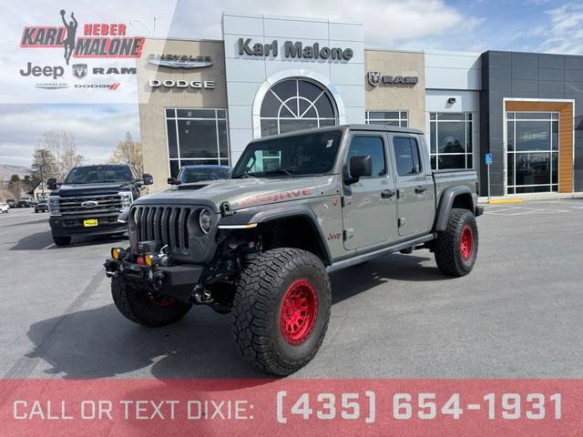 2023 Jeep Gladiator Mojave 4WD photo
