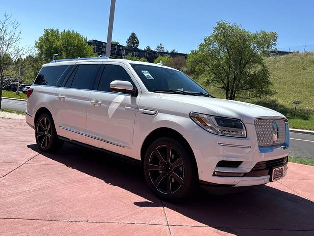 2021 Lincoln Navigator L Reserve 4WD photo
