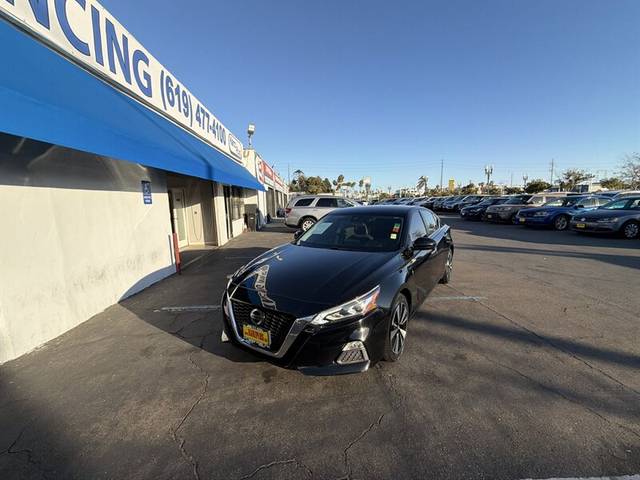 2021 Nissan Altima 2.5 SV FWD photo