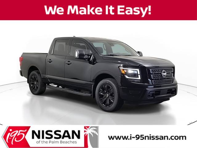 2023 Nissan Titan SV 4WD photo