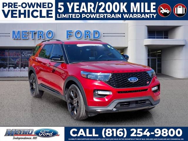 2023 Ford Explorer ST 4WD photo