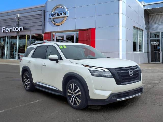2023 Nissan Pathfinder Platinum 4WD photo