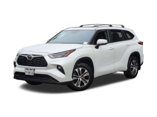 2023 Toyota Highlander XLE FWD photo