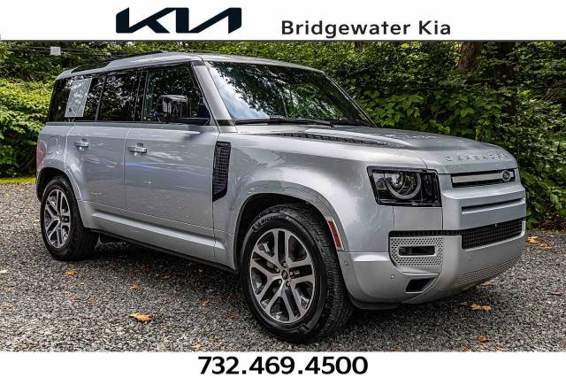 2022 Land Rover Defender 110 XS Edition AWD photo