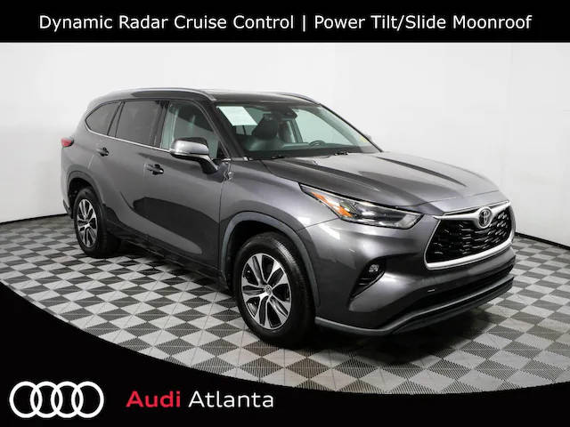 2021 Toyota Highlander XLE FWD photo