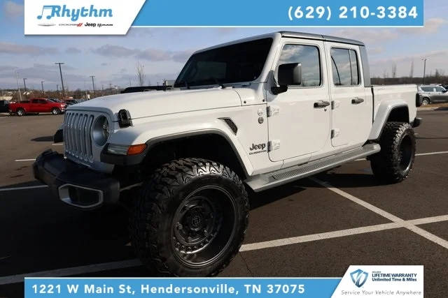 2020 Jeep Gladiator Overland 4WD photo