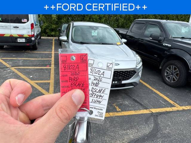 2020 Ford Escape Titanium AWD photo