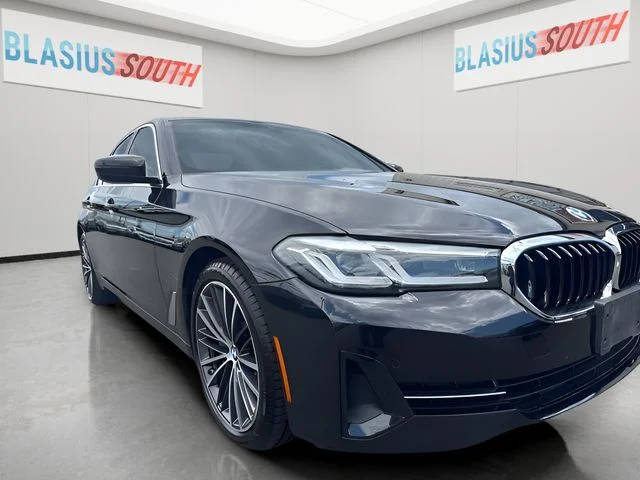 2023 BMW 5 Series 530i xDrive AWD photo
