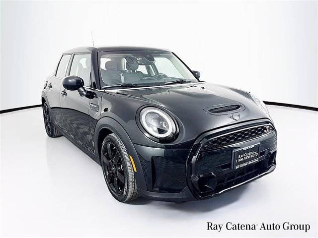 2023 MINI Hardtop 4 Door Cooper S FWD photo