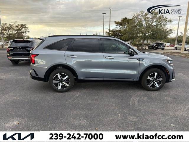 2023 Kia Sorento S FWD photo