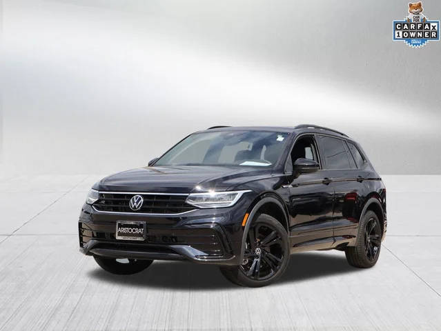 2023 Volkswagen Tiguan SE R-Line Black FWD photo