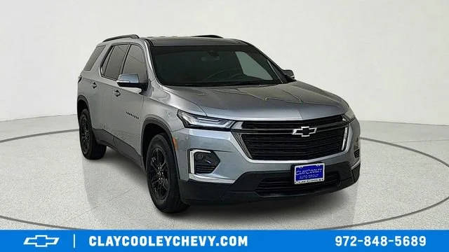 2023 Chevrolet Traverse LT Cloth FWD photo