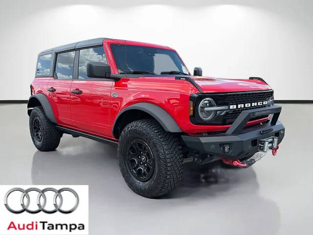 2023 Ford Bronco 4 Door Wildtrak 4WD photo