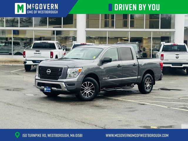 2023 Nissan Titan SV 4WD photo