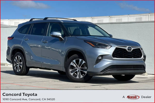 2023 Toyota Highlander XLE FWD photo