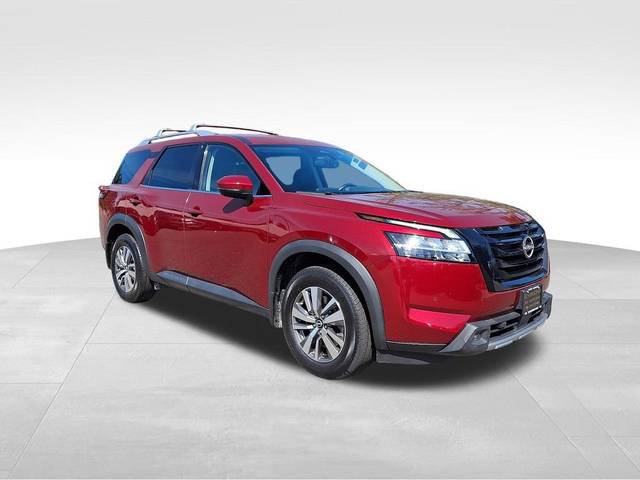 2022 Nissan Pathfinder SL 4WD photo