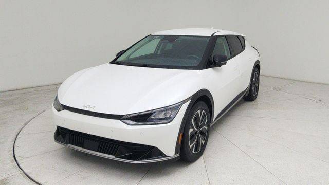 2023 Kia EV6 Wind RWD photo