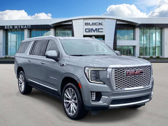 2023 GMC Yukon XL Denali 4WD photo
