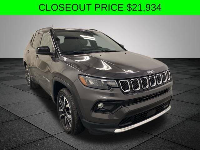 2023 Jeep Compass Limited 4WD photo