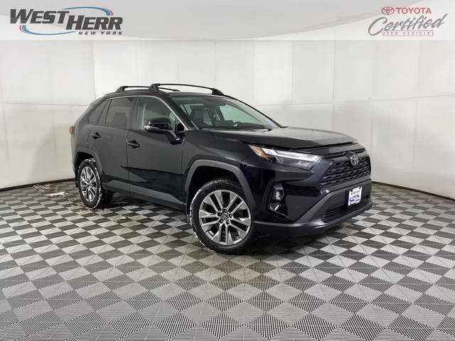 2023 Toyota RAV4 XLE Premium AWD photo