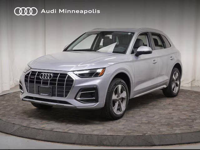 2023 Audi Q5 Premium Plus AWD photo