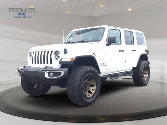 2023 Jeep Wrangler Unlimited Sahara 4WD photo