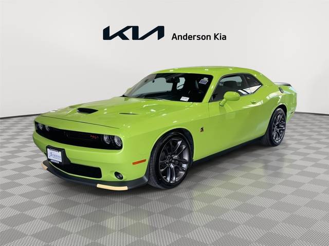 2023 Dodge Challenger R/T Scat Pack RWD photo