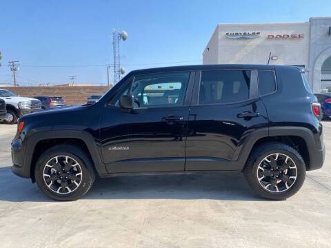 2023 Jeep Renegade Latitude 4WD photo