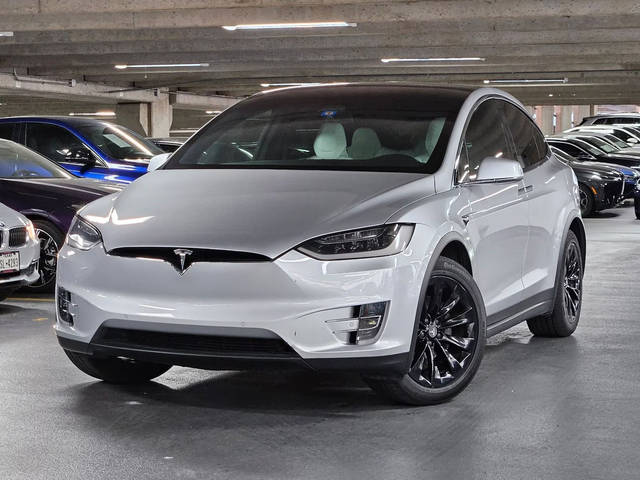 2017 Tesla Model X 90D AWD photo