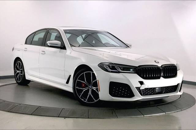 2023 BMW 5 Series 530i xDrive AWD photo