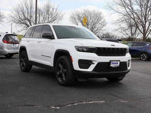 2023 Jeep Grand Cherokee Altitude 4WD photo